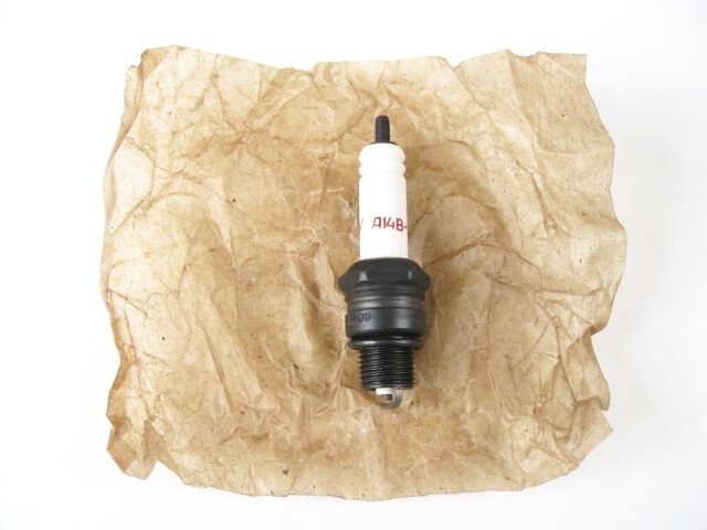 Spark plug A14B