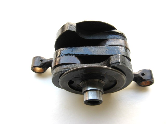 Crankshaft SV w/oil baffles (NOS)